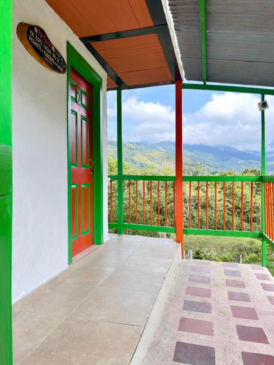 Hostal Bamboo Salento Bagian luar foto