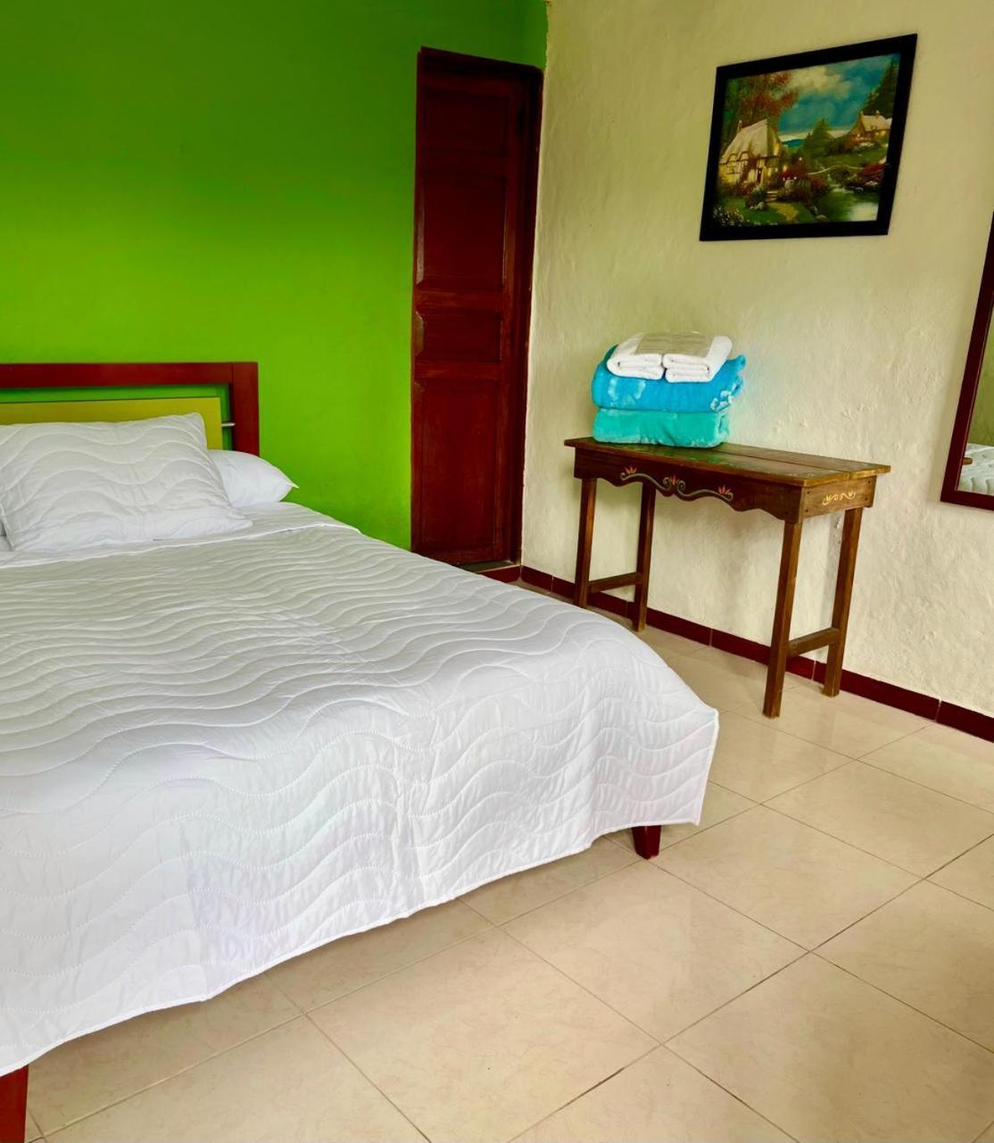 Hostal Bamboo Salento Bagian luar foto